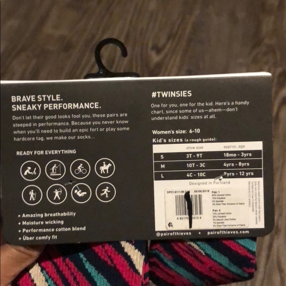 🌔Mommy & Me Matching Socks - Picture 3 of 4